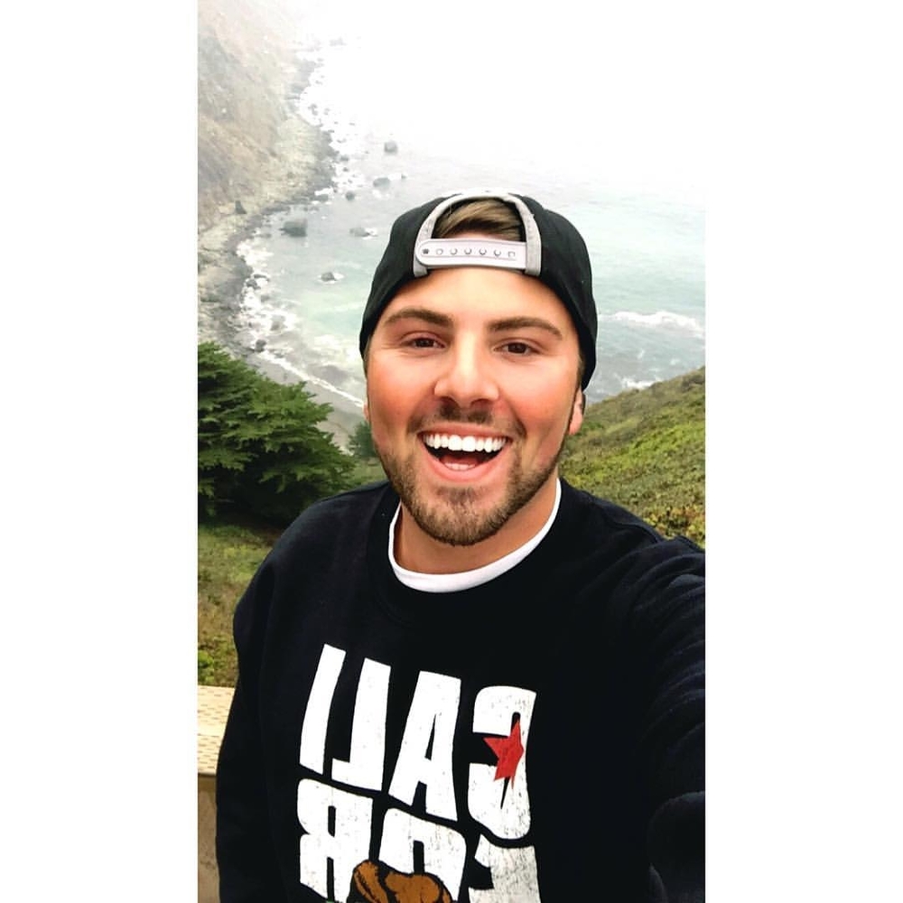 Meet your Posher, Dominic